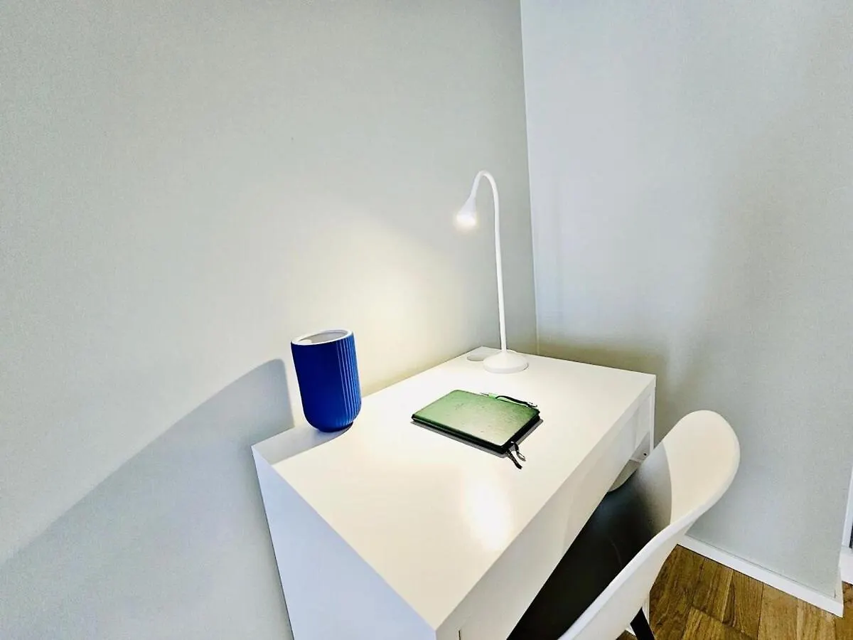 Cozy One Bedroom Flat With Convenient Parking-Cd8 لوكسمبورغ 0*,