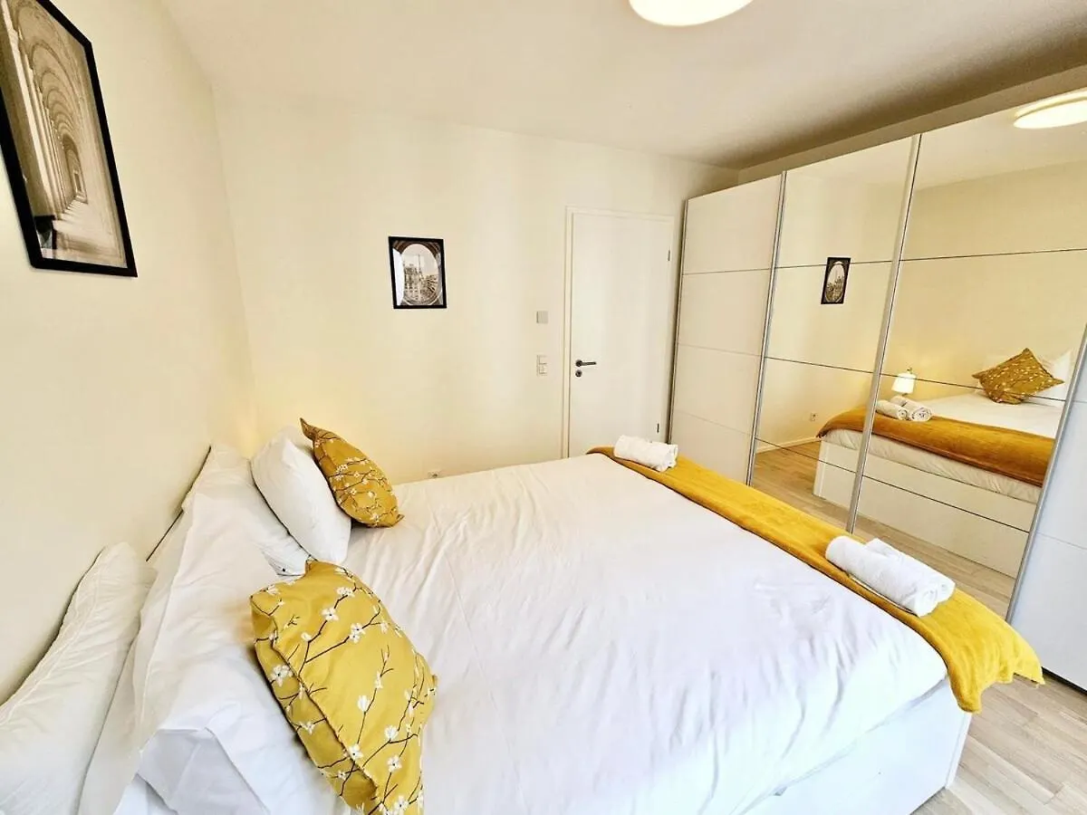 Cozy One Bedroom Flat With Convenient Parking-Cd8 لوكسمبورغ شقة